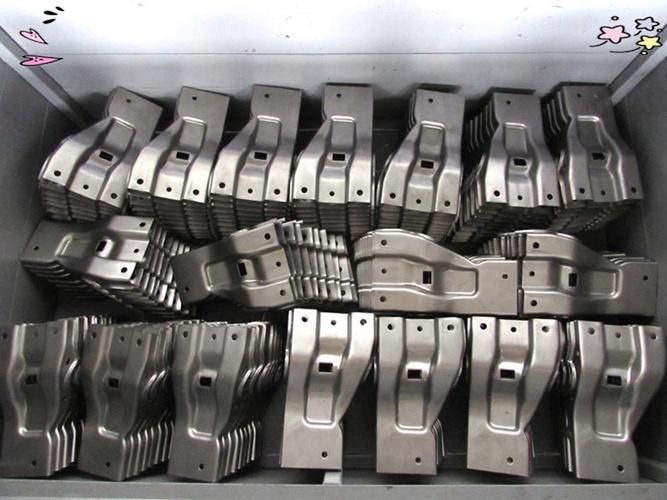 汽車底盤沖壓件與鍛壓件 從工藝到應(yīng)用的全面解析