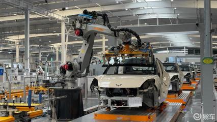 繽果S榮膺中國(guó)十佳車身，首款A(yù)0級(jí)車鍛造品質(zhì)新標(biāo)桿